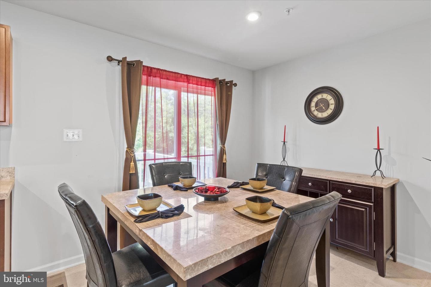 206 Red Bill Ln photo 3