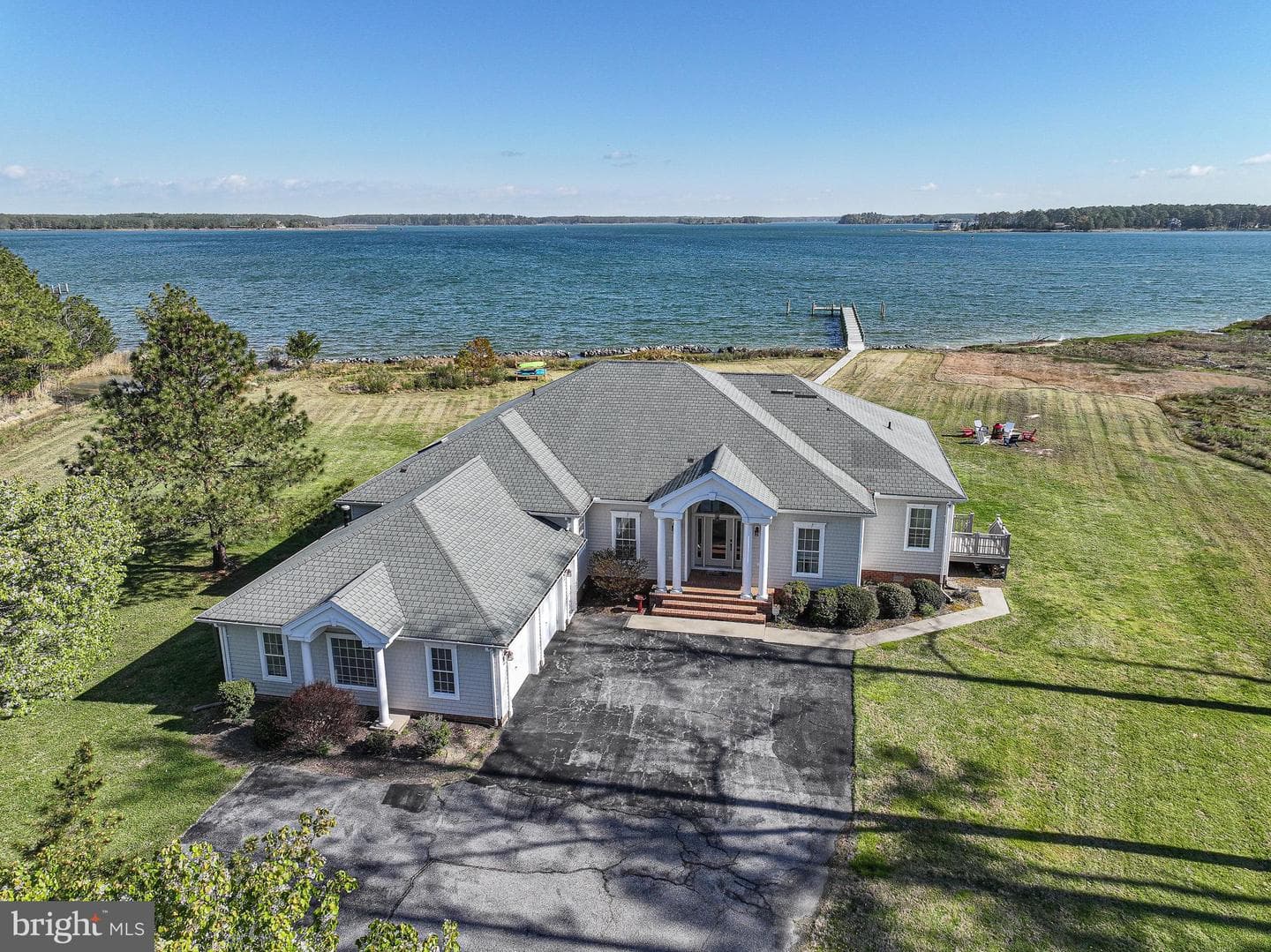 5227 Brooks Road, Woolford
