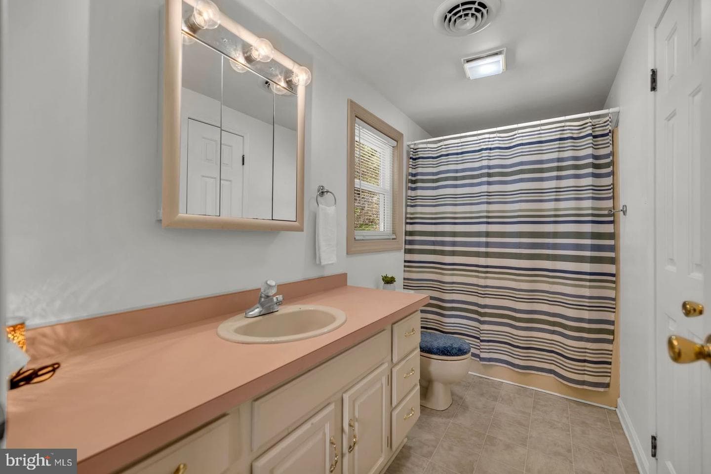 6933 Backlanding Road photo 15