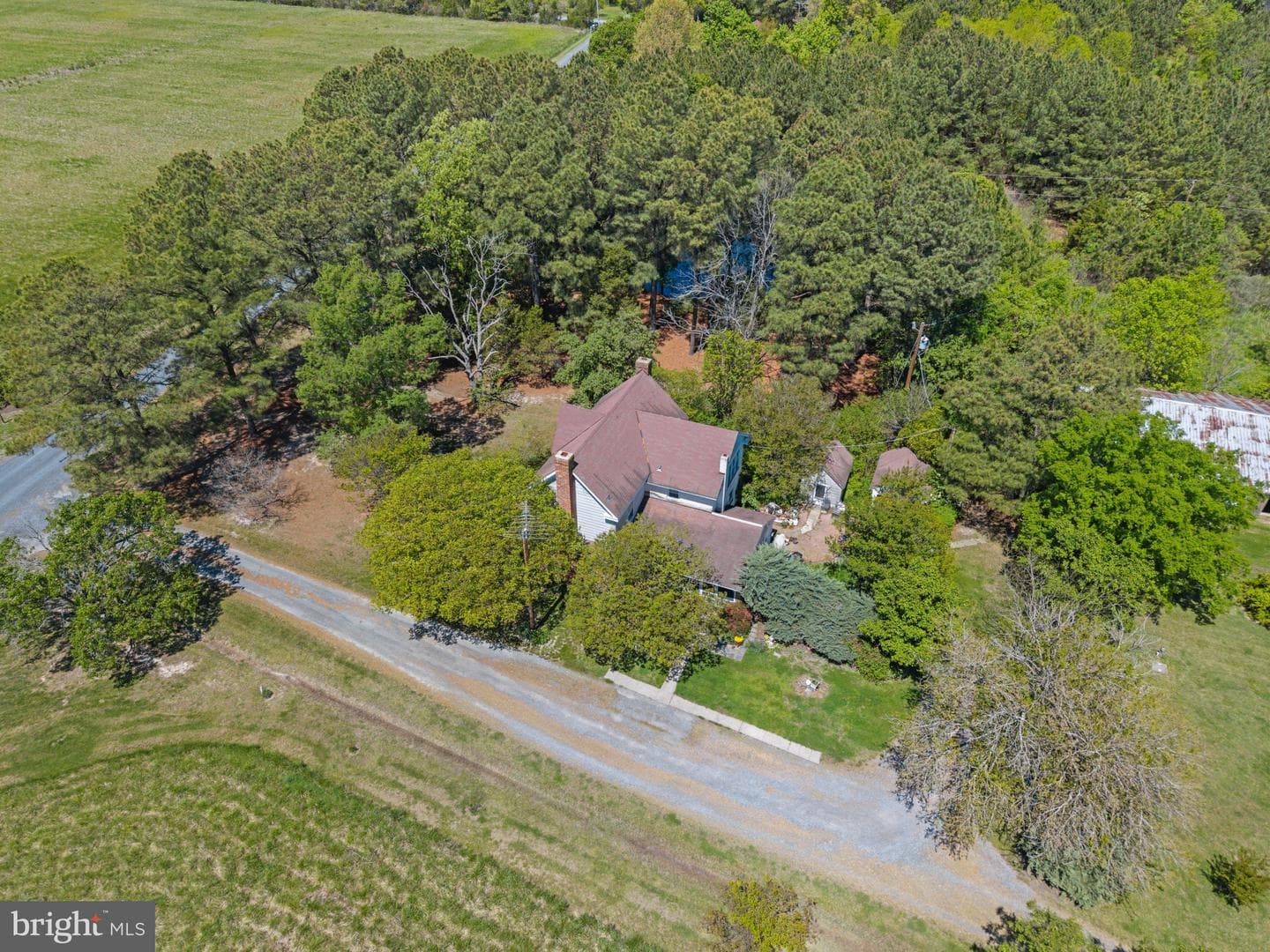 6033 Corners Wharf Road photo 3