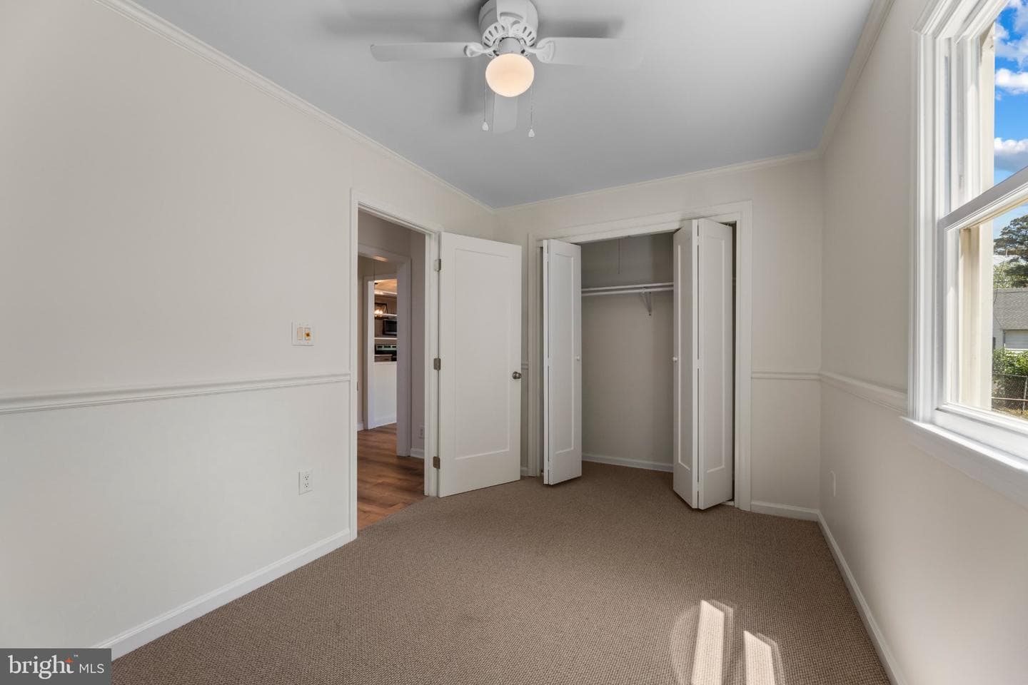 12 Oak Street photo 19