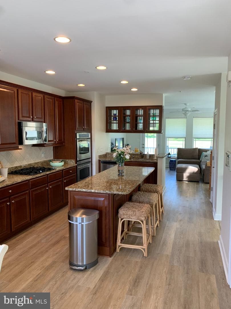 2816 Persimmon Place #b6 photo 4