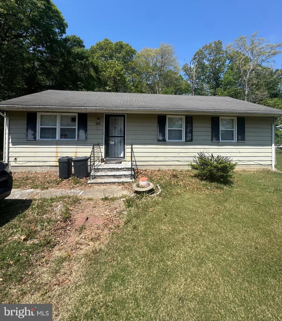 115 Douglas Drive photo 1