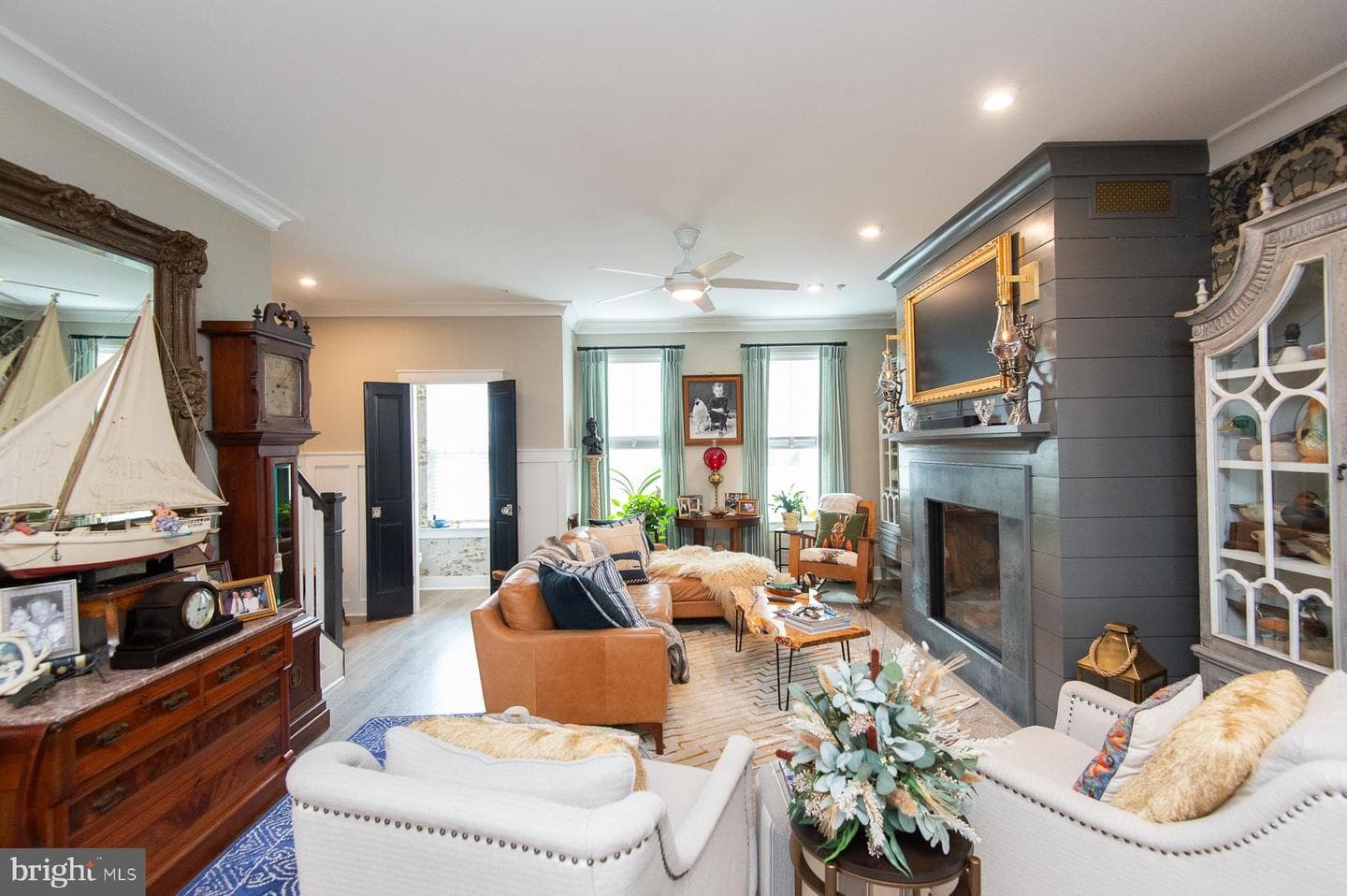 416 S Seaway Court #142 photo 16