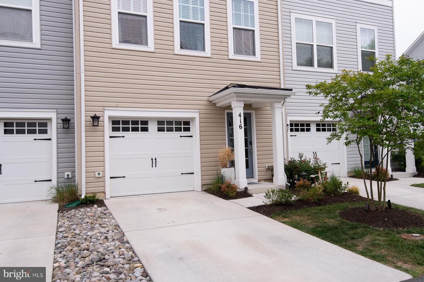 416 S Seaway Court #142 photo 47