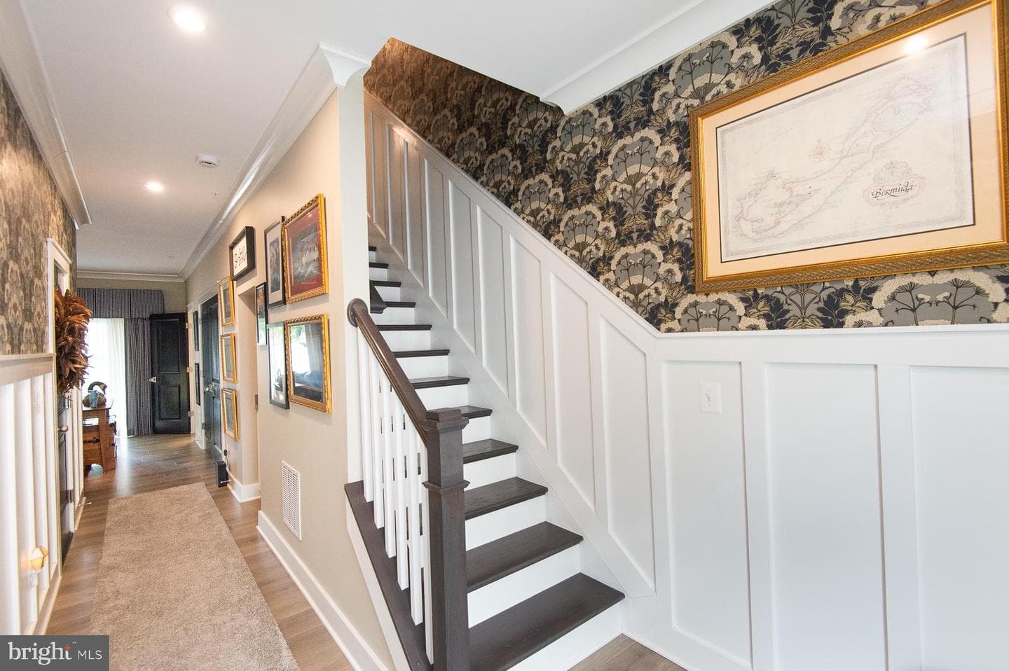 416 S Seaway Court #142 photo 6