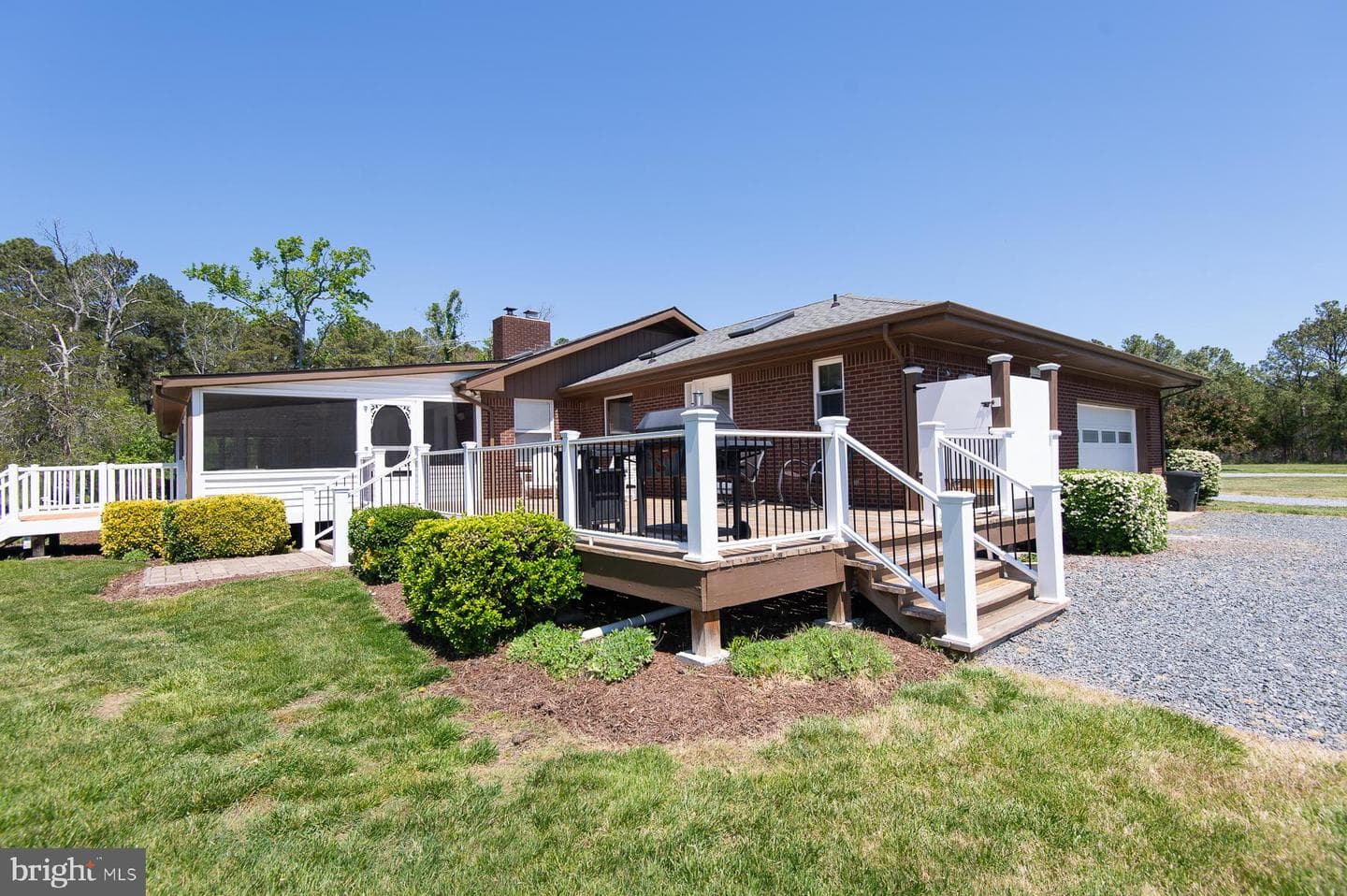 1661 Town Point Road photo 56