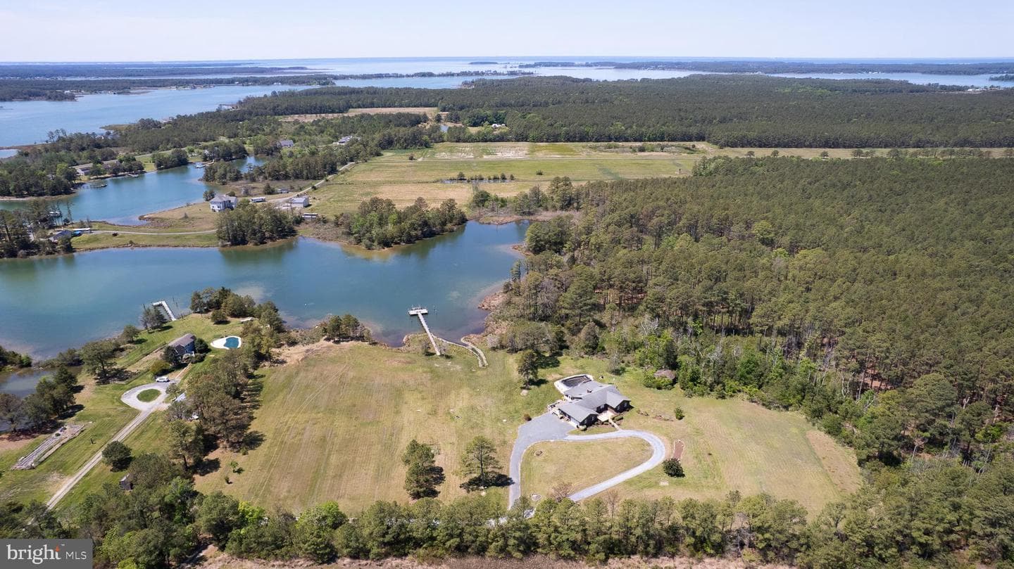 1661 Town Point Road photo 59