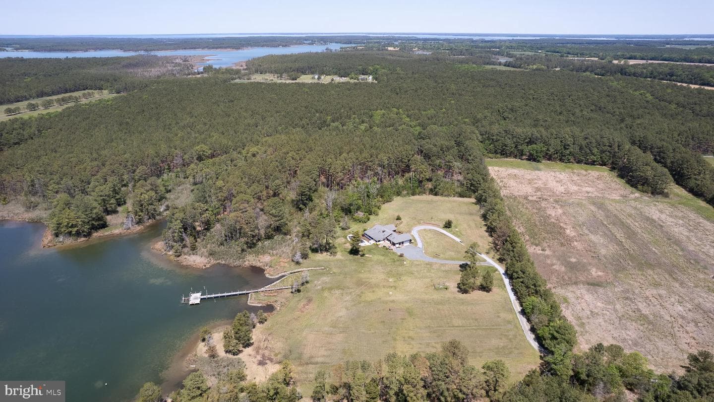 1661 Town Point Road photo 64