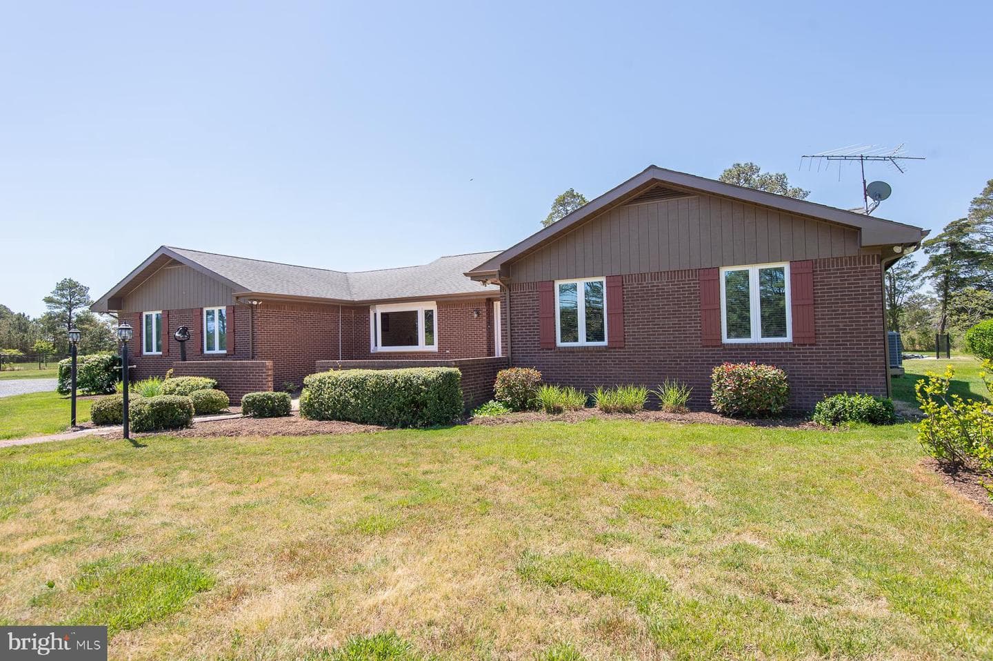 1661 Town Point Road photo 74