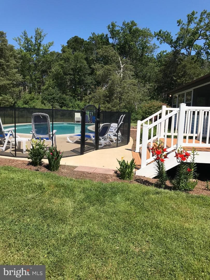 1661 Town Point Road photo 77