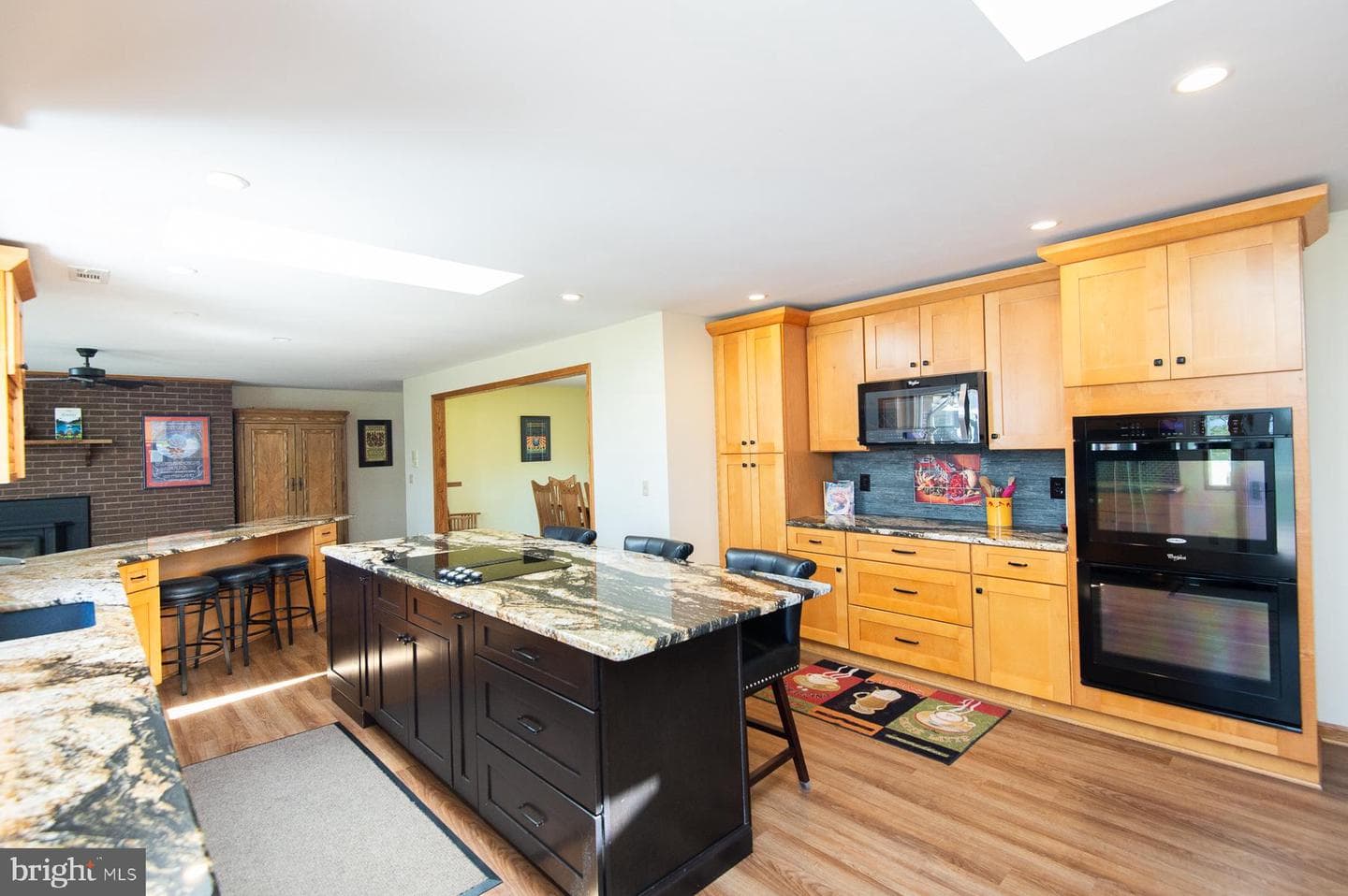 1661 Town Point Road photo 9
