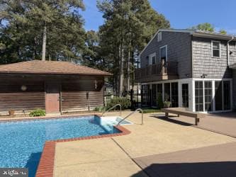 8 Shawnee Road photo 5