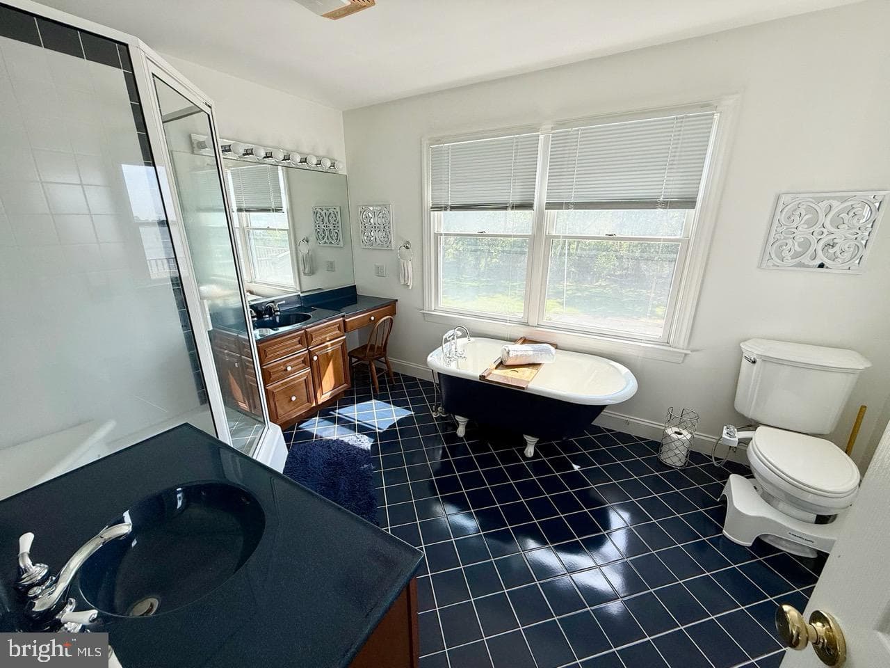 4928 Gregory Road photo 27