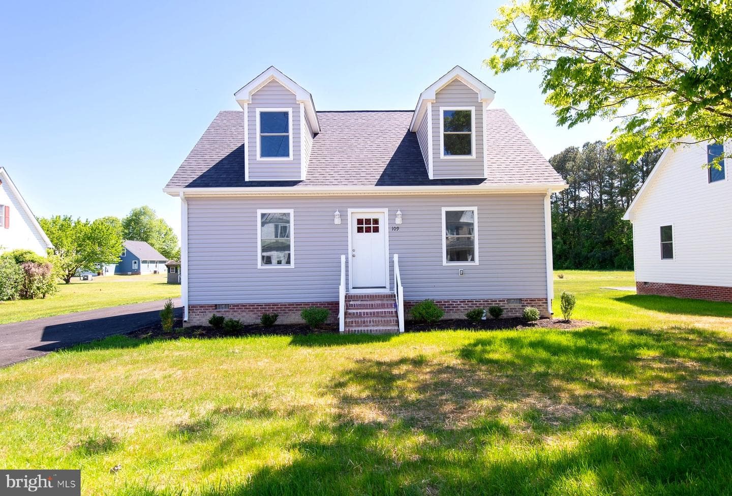 109 Railroad Avenue, East New Market
