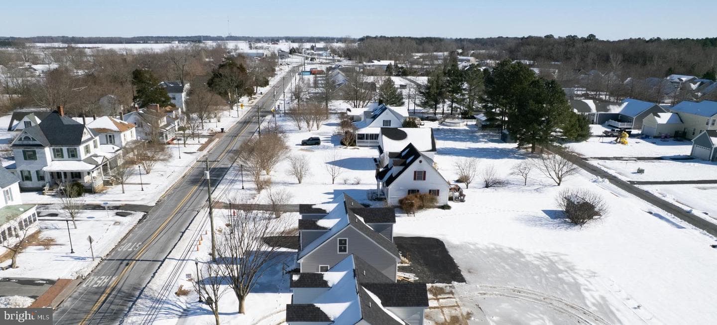 109 Railroad Avenue photo 46