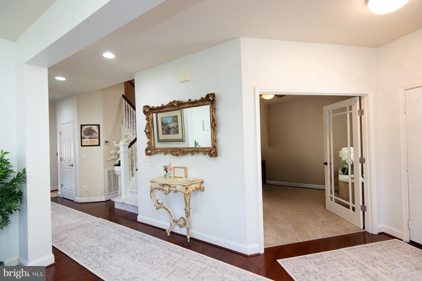 119 Regulator Drive N photo 10