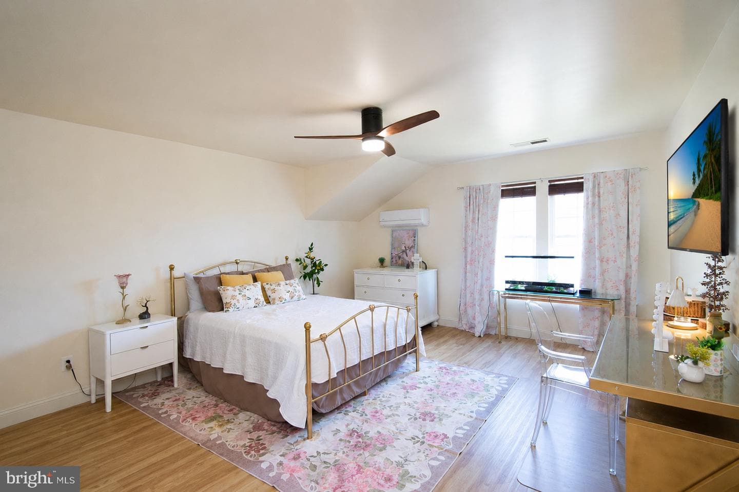 119 Regulator Drive N photo 27