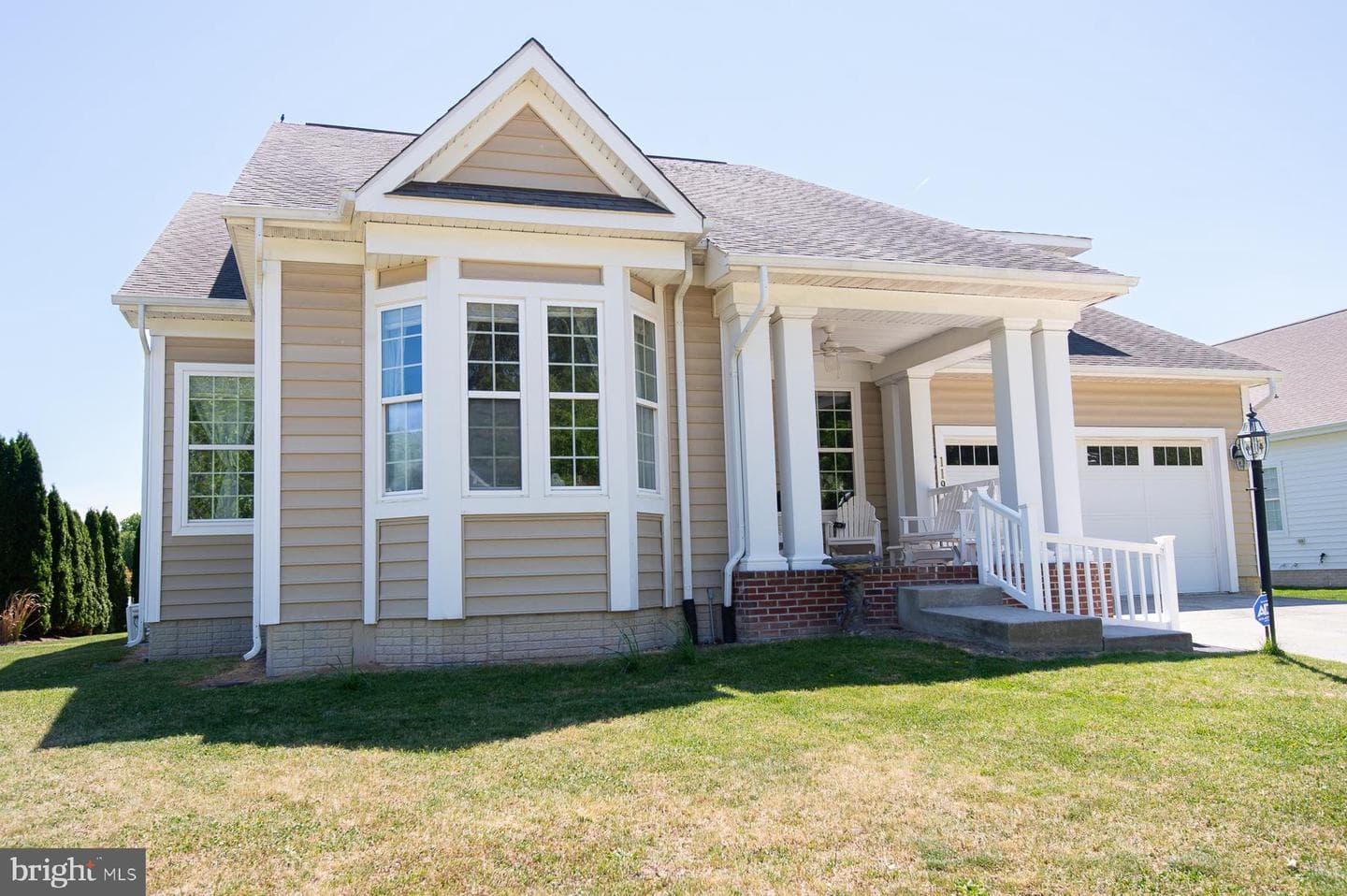 119 Regulator Drive N photo 39