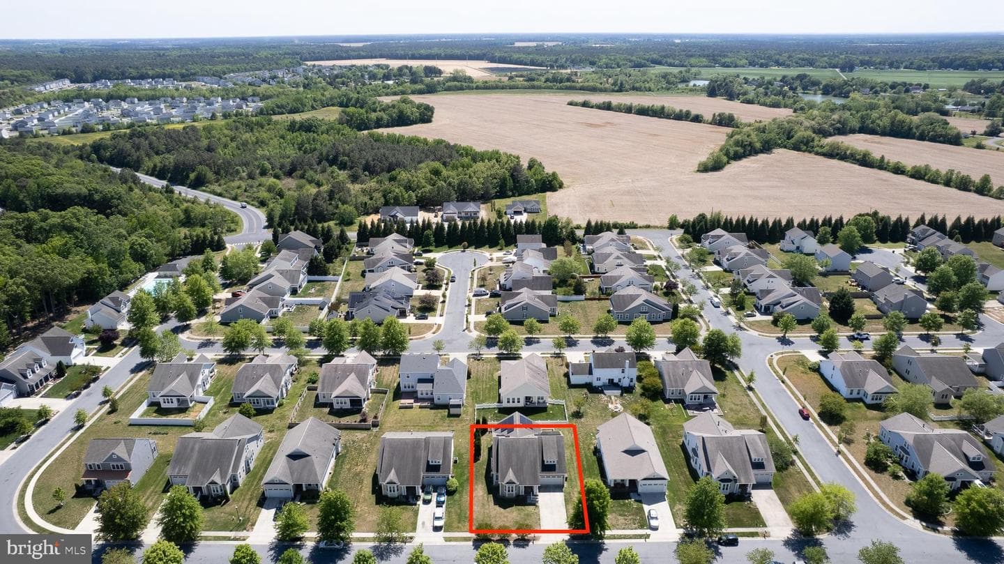 119 Regulator Drive N photo 5
