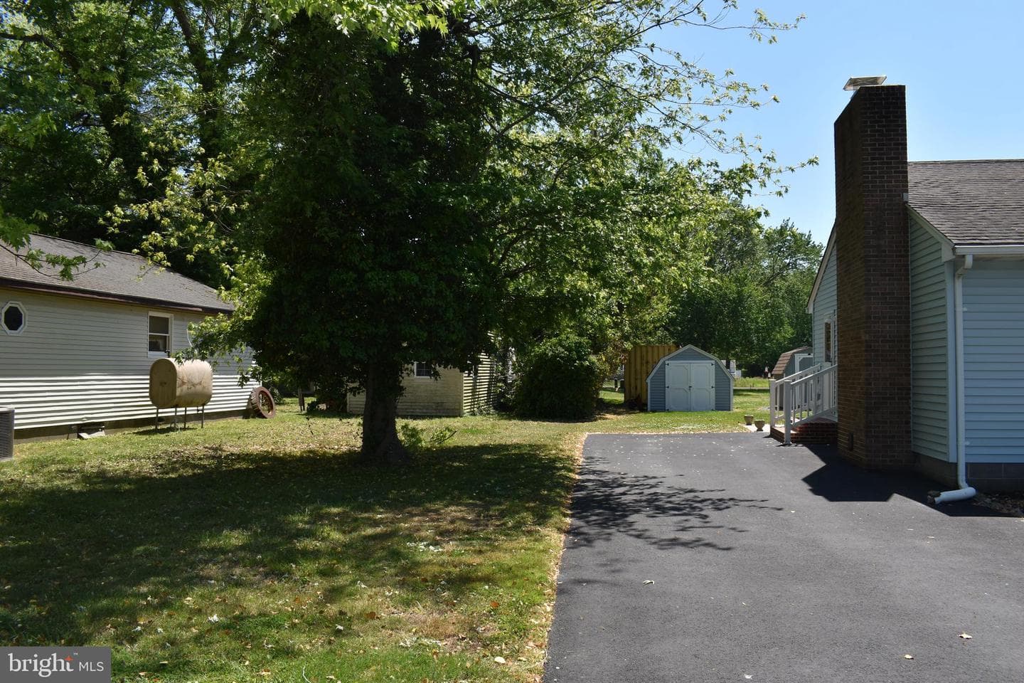 200 Wisteria Drive photo 8