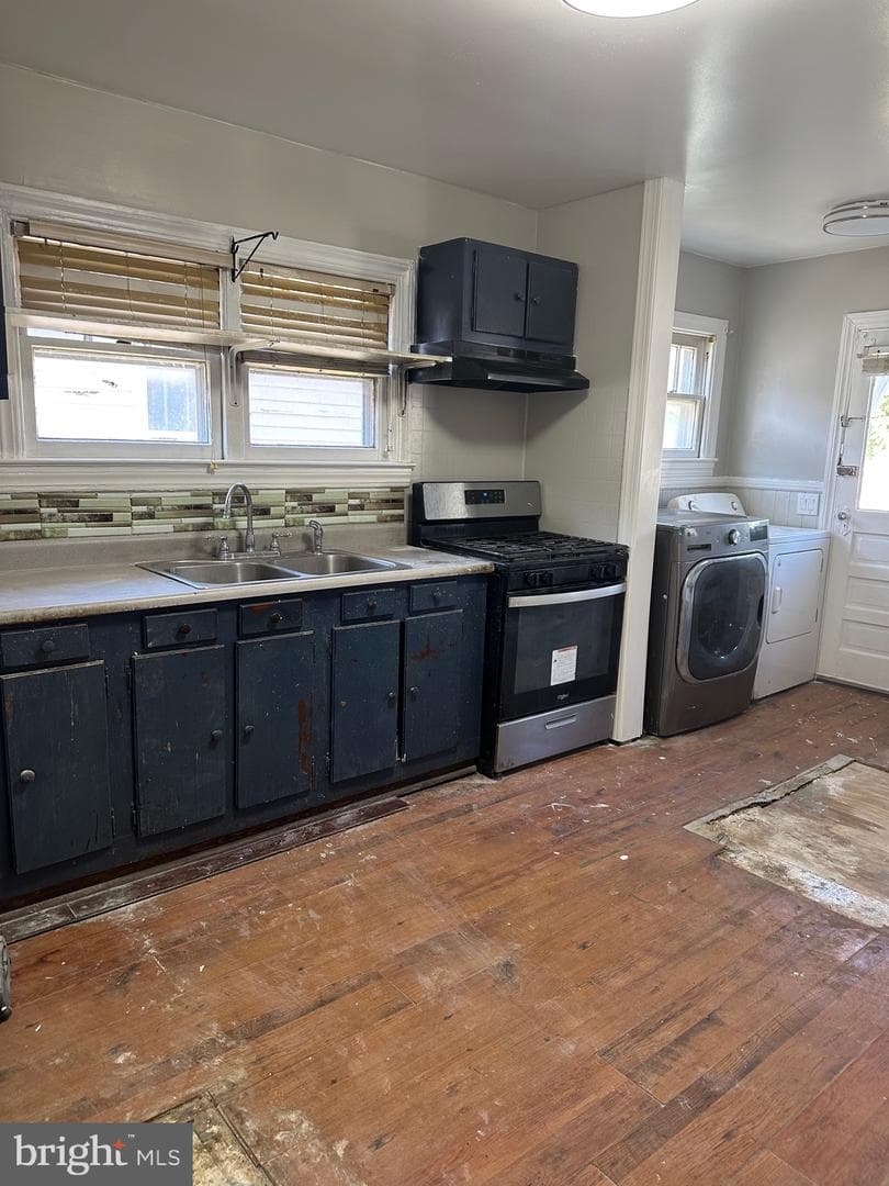 904 Central photo 18