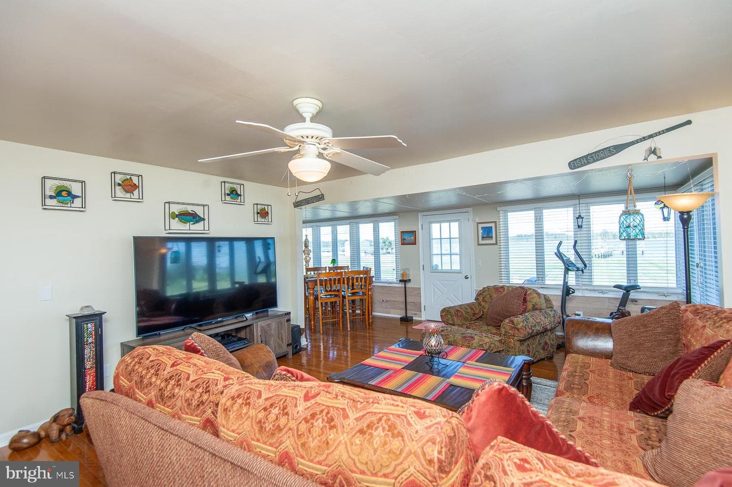 5558 Bowen Road photo 11