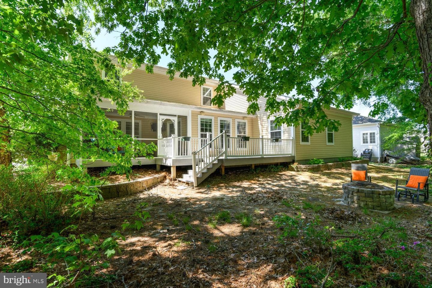 126 Regulator Drive N photo 4