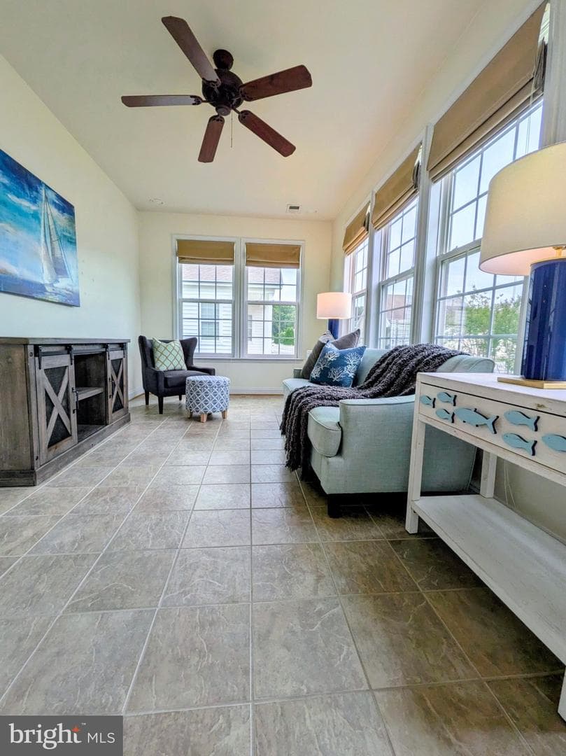 123 Regulator Drive N photo 22