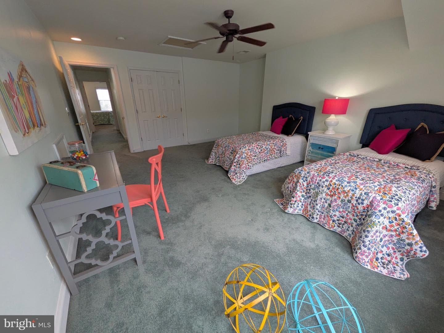 123 Regulator Drive N photo 36