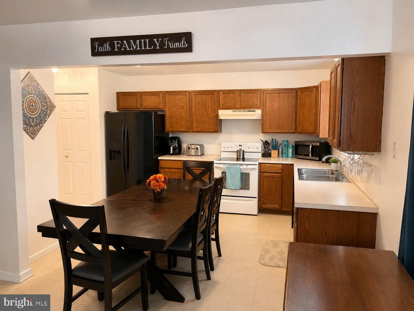200 Wood Duck Dr photo 10