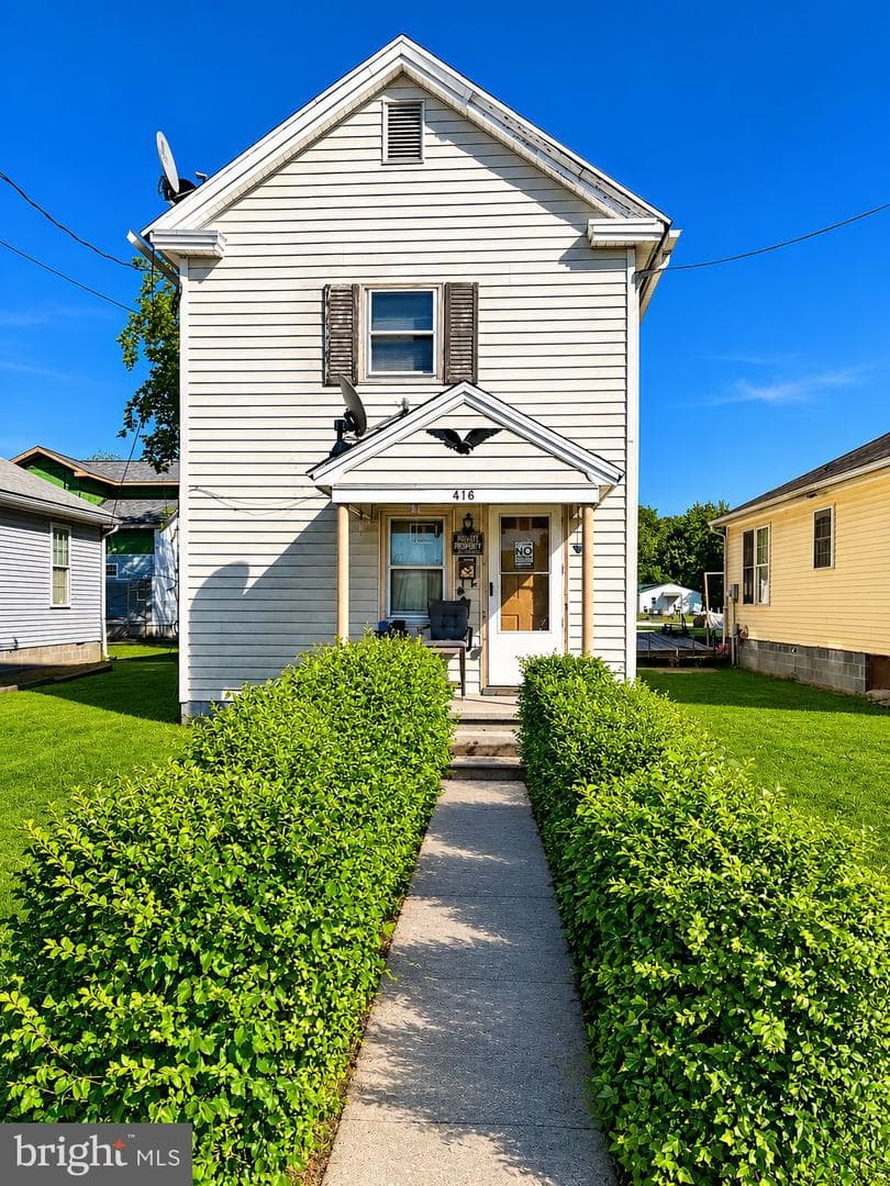 416 Camper Street, Cambridge