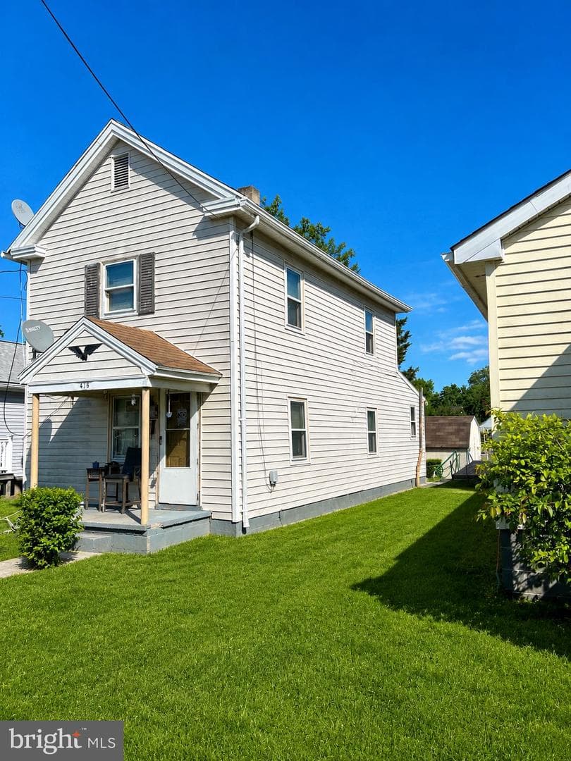 416 Camper Street, Cambridge