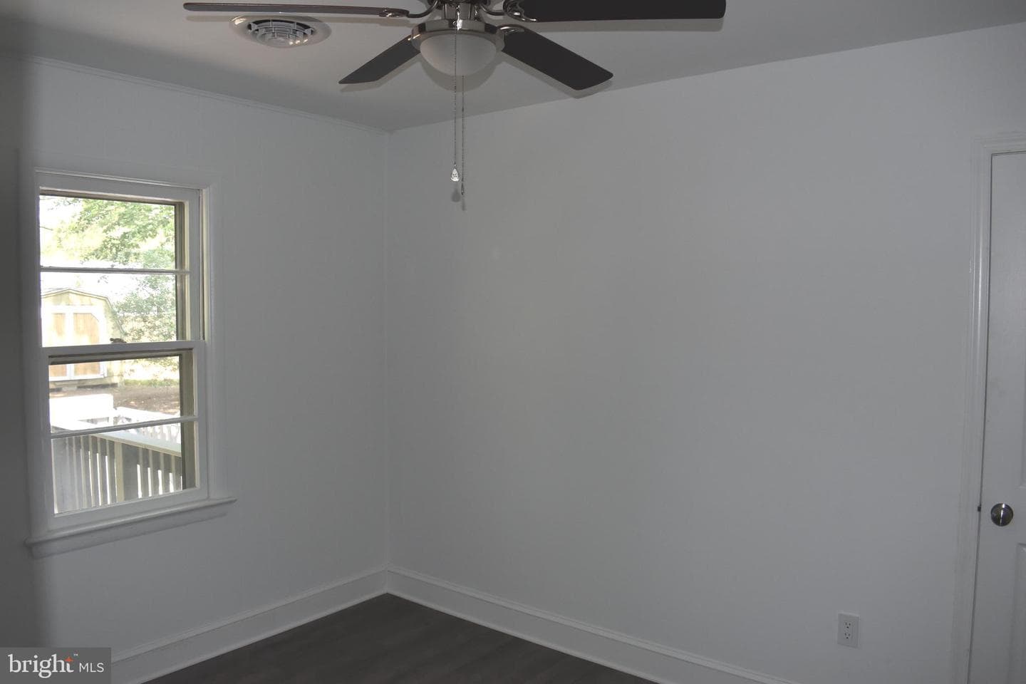 111 Richardson Drive photo 10