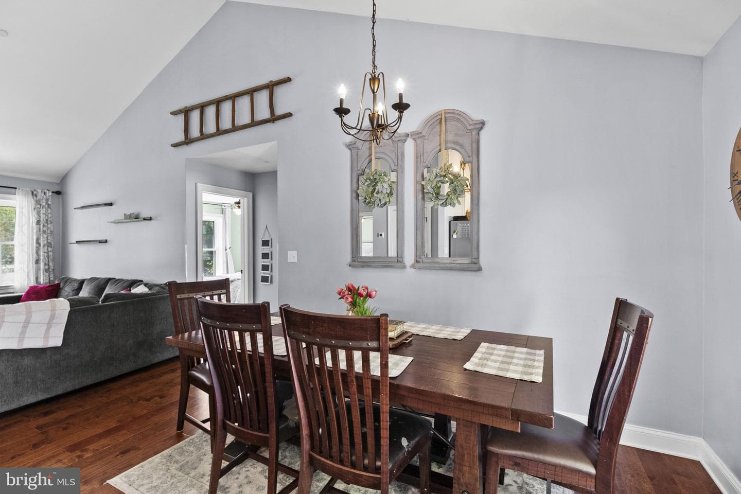 102 Barnes Court photo 11