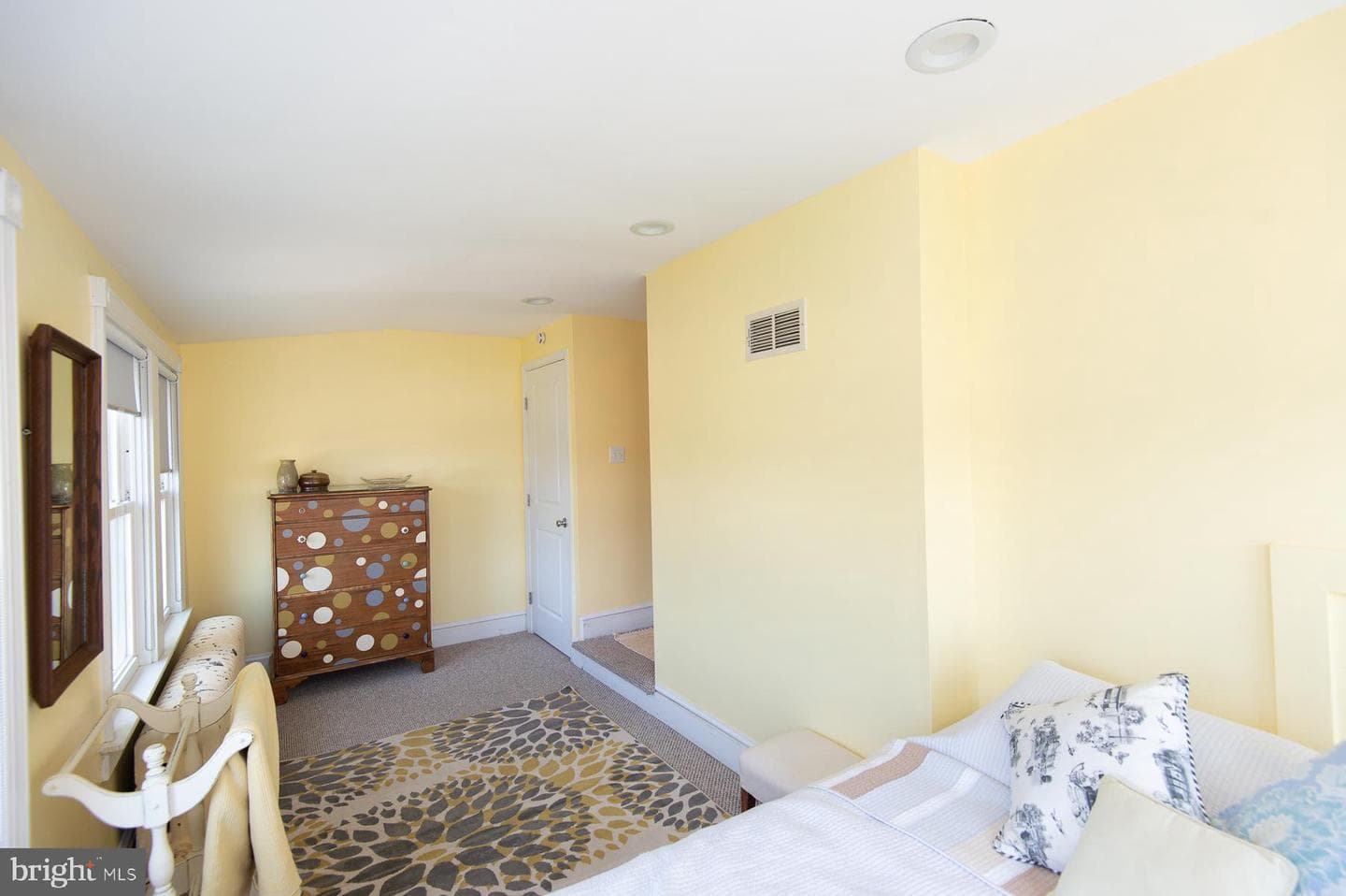 606 Locust Street photo 24
