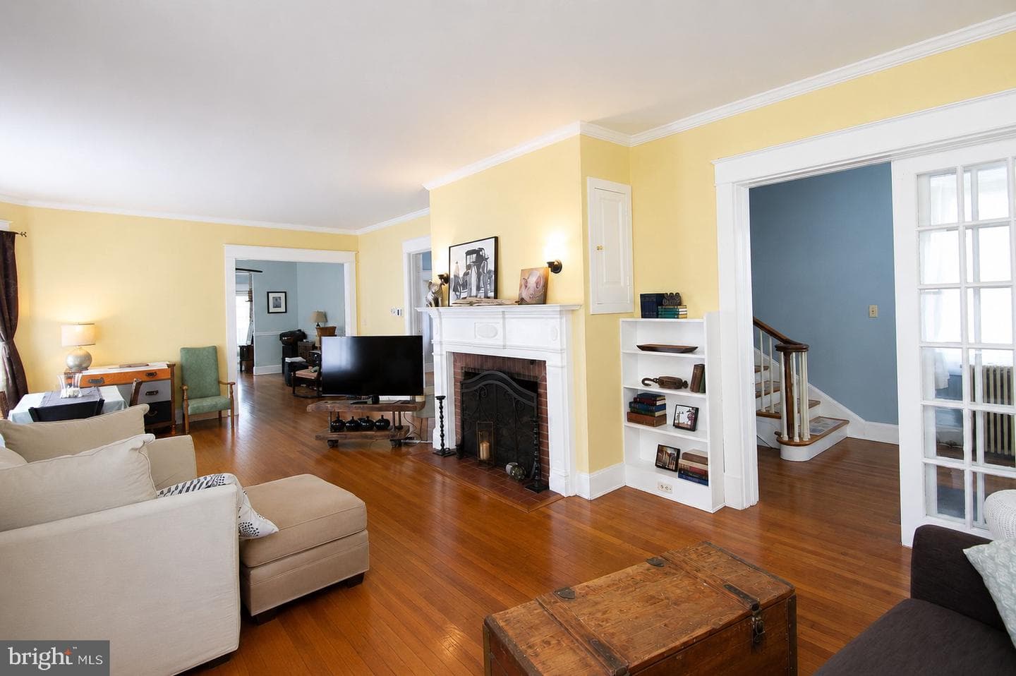 606 Locust Street photo 9