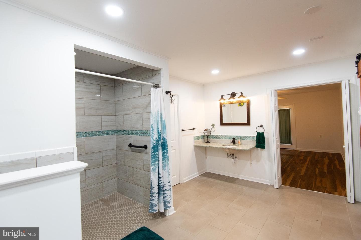 5023 Russell Road photo 11