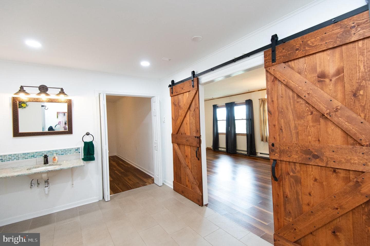 5023 Russell Road photo 12
