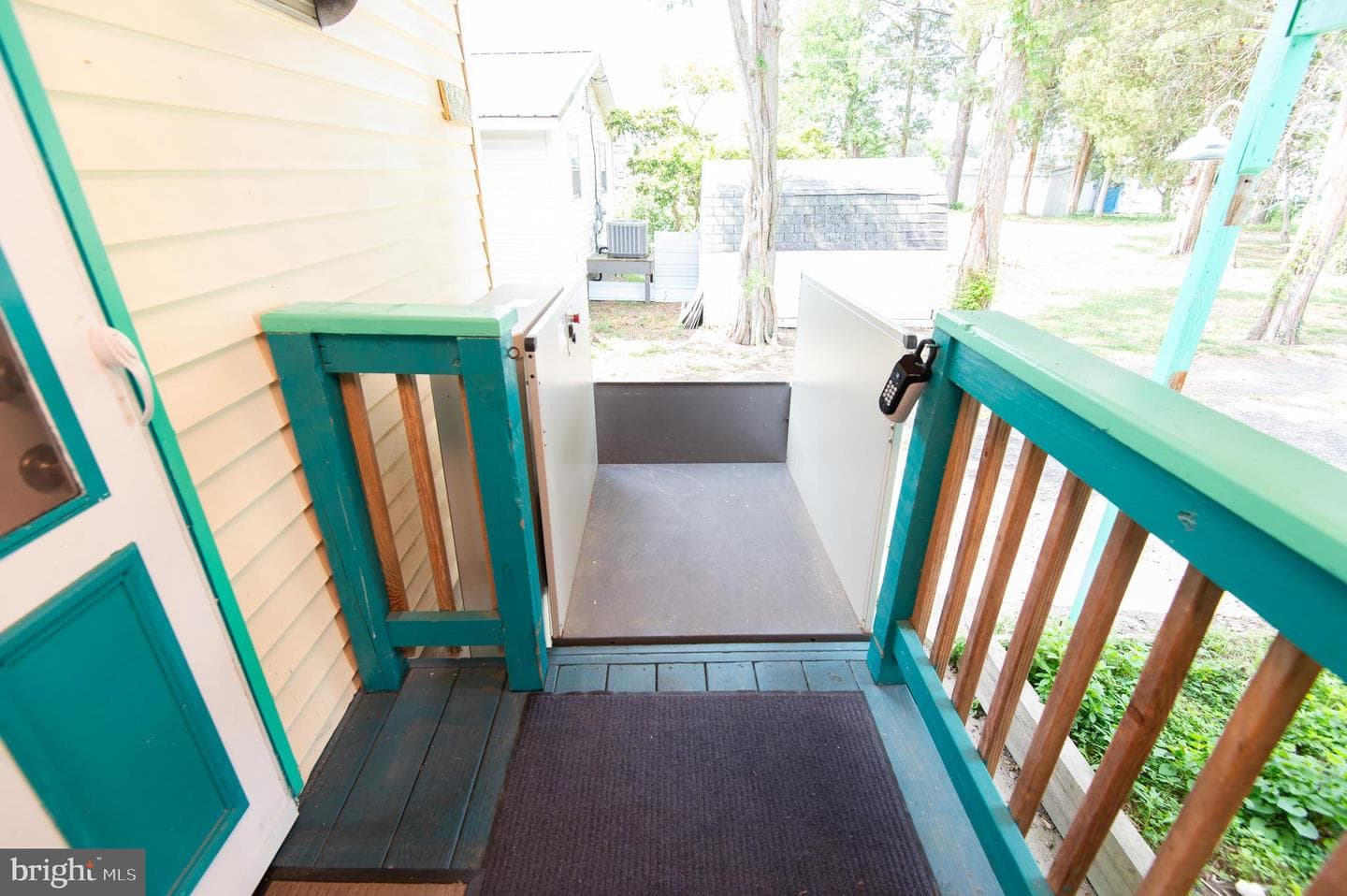 5023 Russell Road photo 18