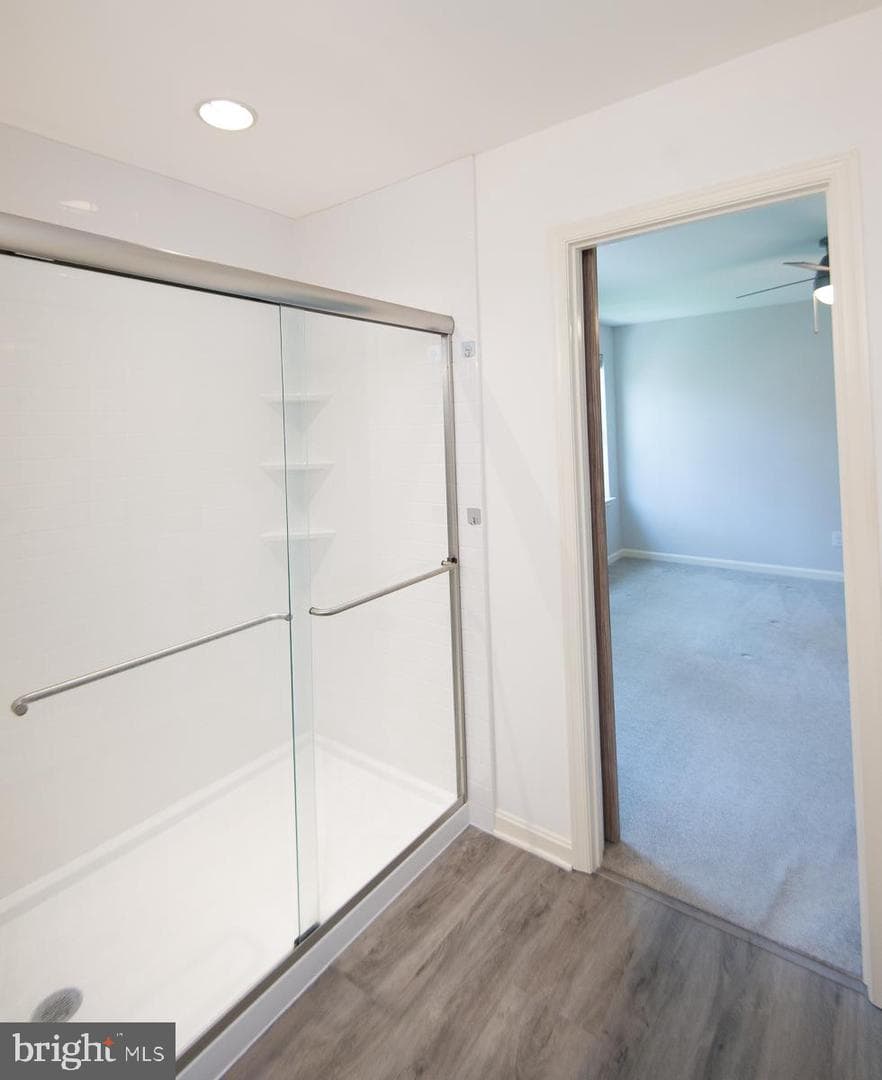 138 Regulator Drive N photo 14