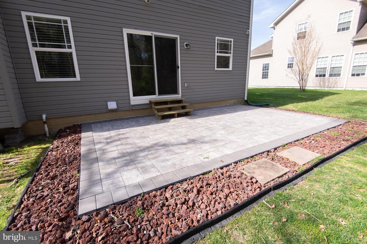 138 Regulator Drive N photo 30