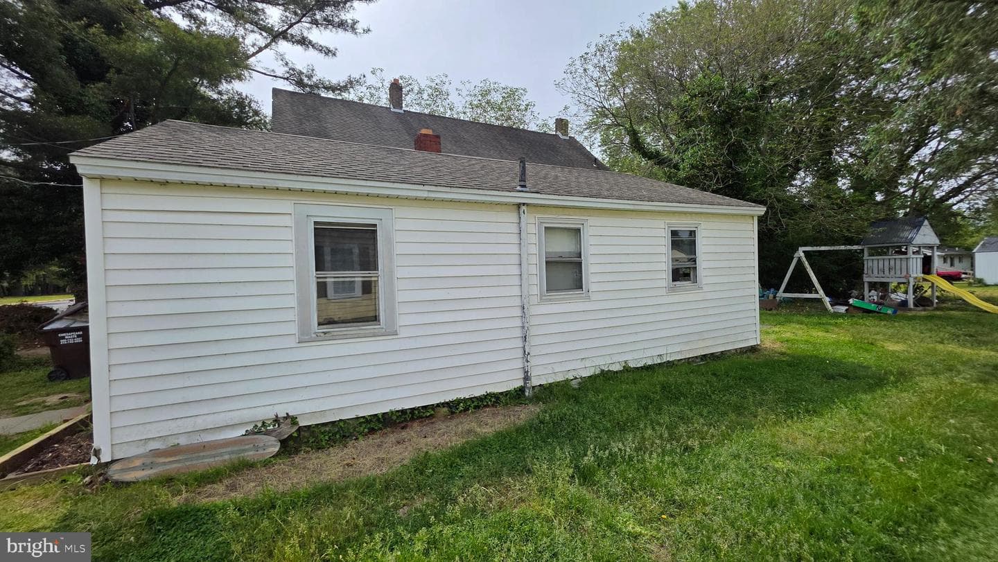 1007 Roslyn Avenue photo 3