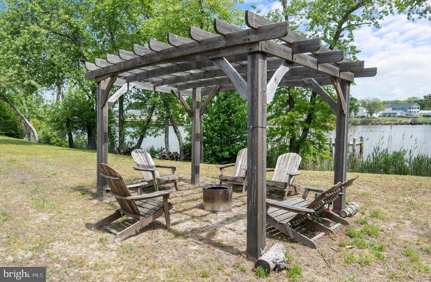 6011 Sunnyside Court photo 45