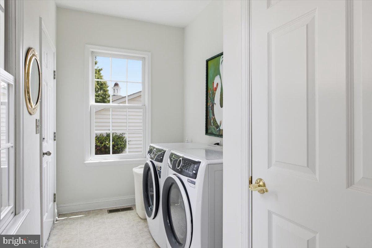 1007 Hambrooks Avenue photo 26