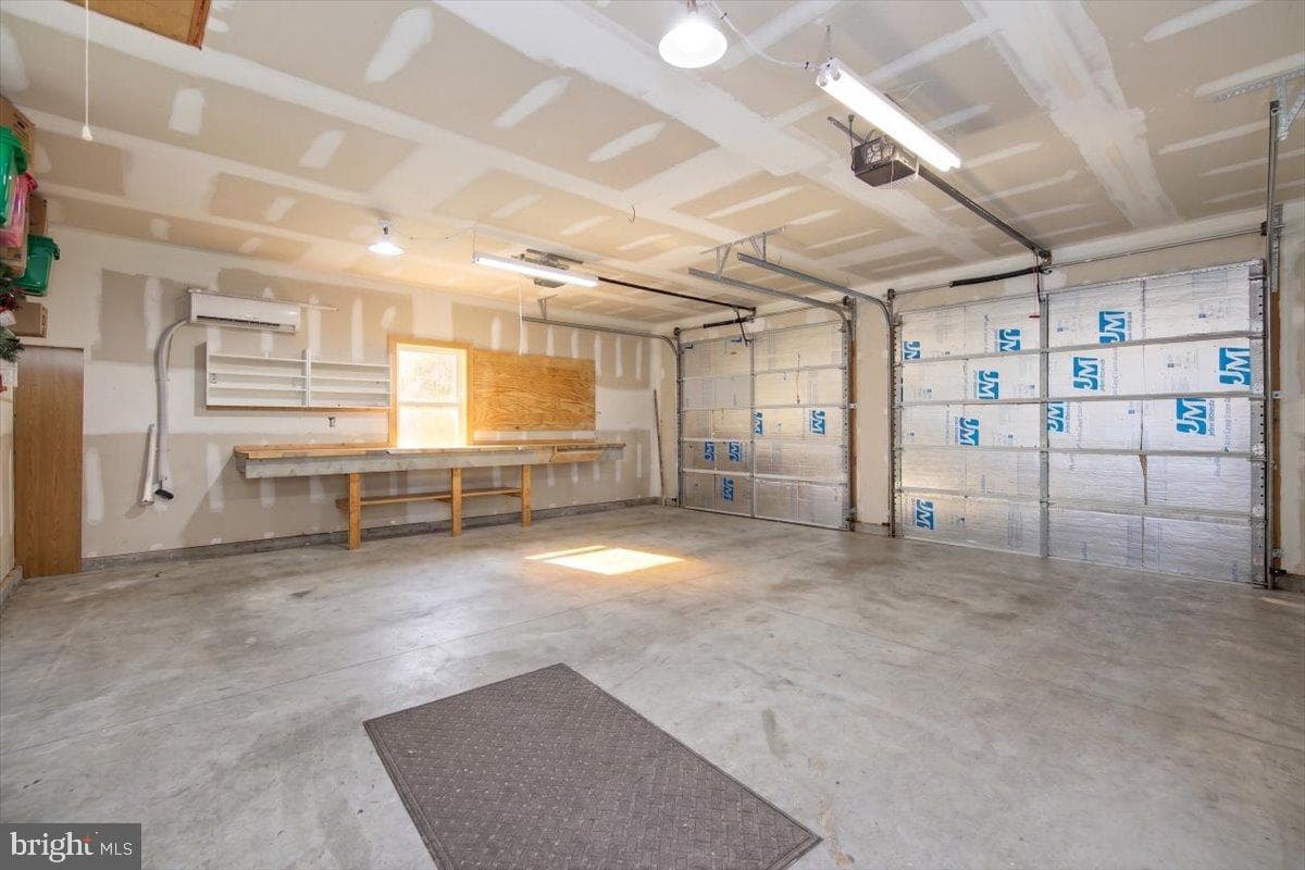 1007 Hambrooks Avenue photo 33