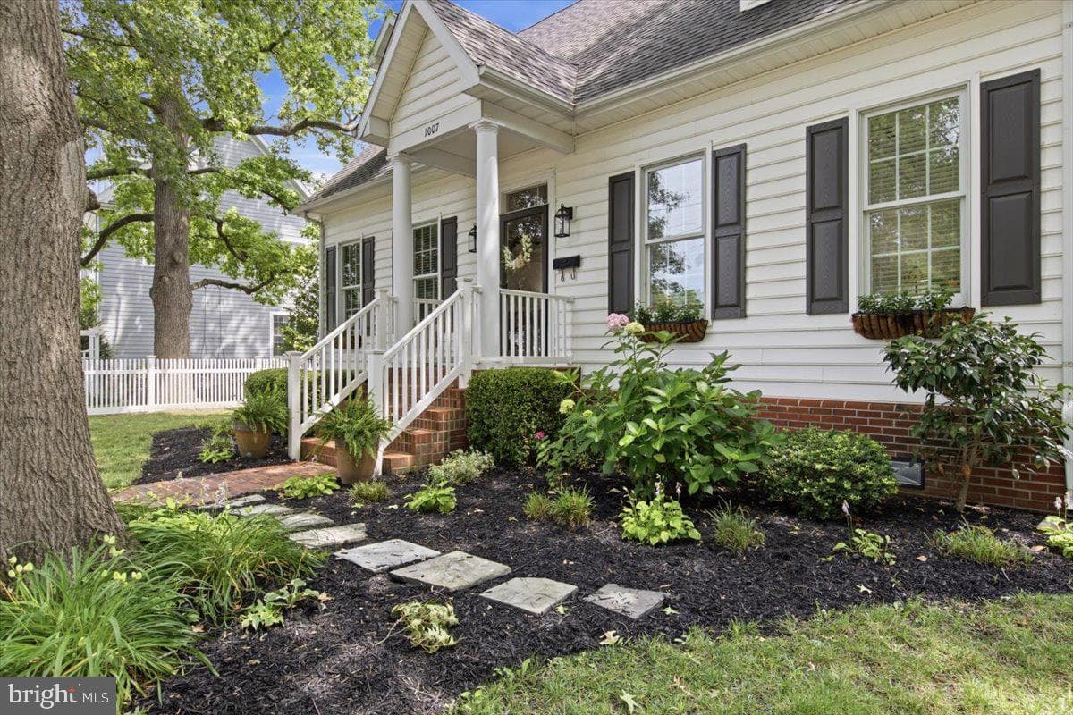 1007 Hambrooks Avenue photo 35