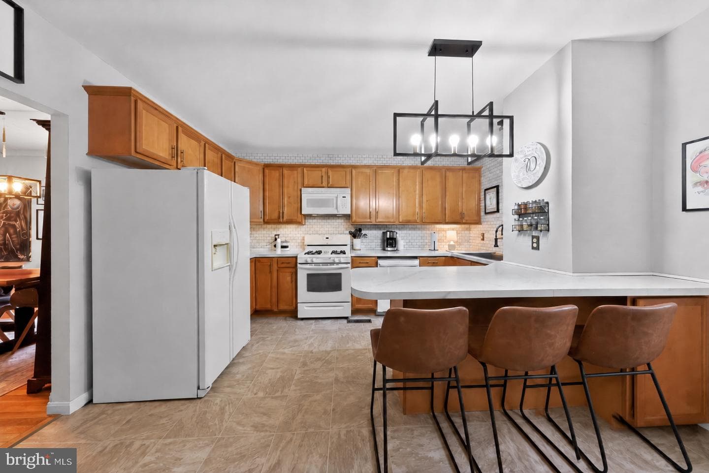 113 Willis St photo 15
