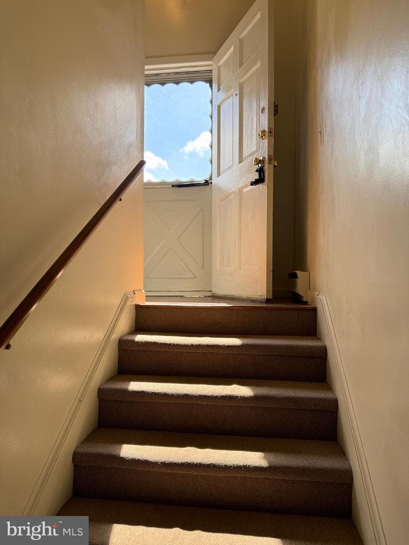 9 Merryweather Drive photo 36