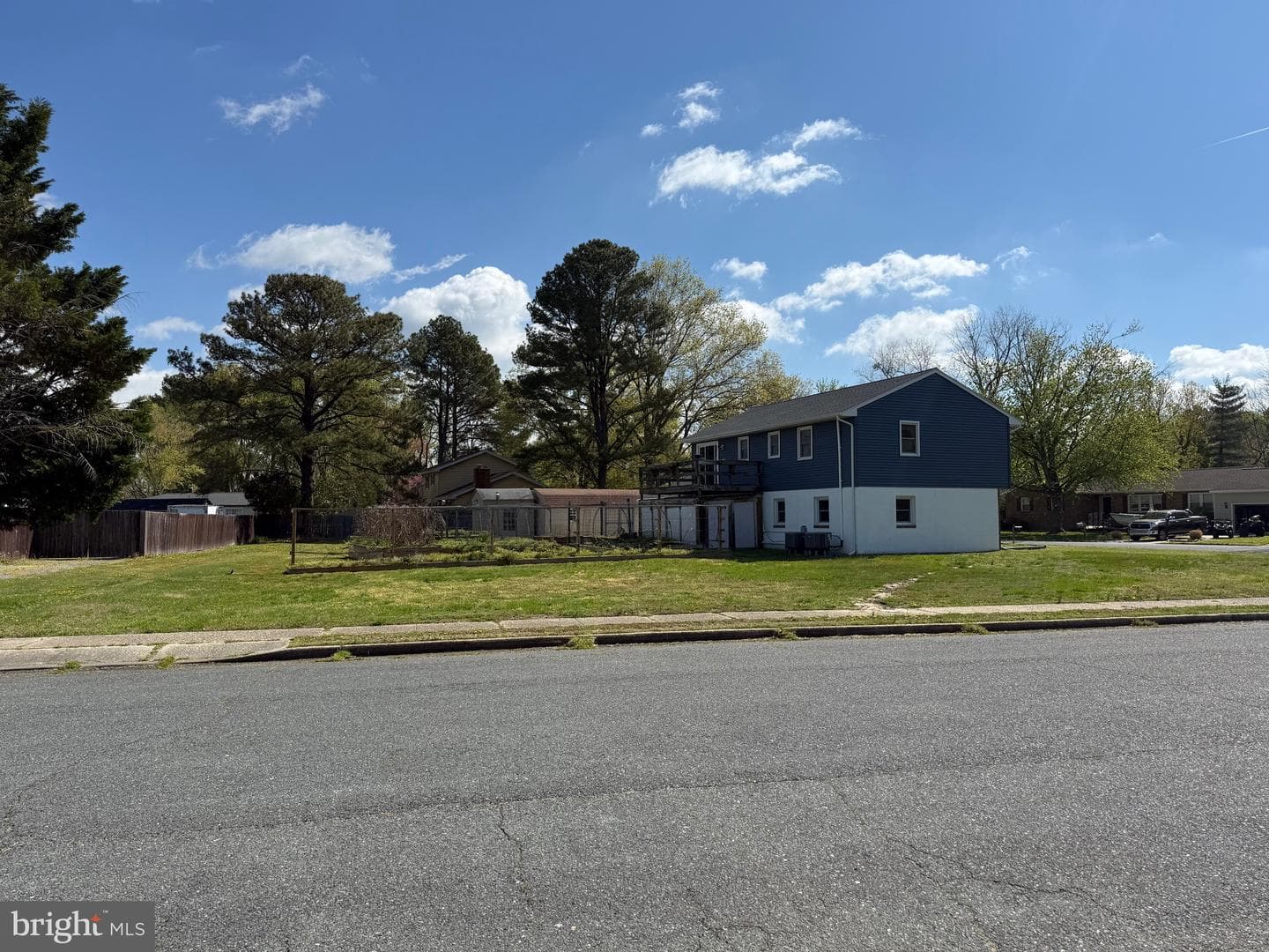 9 Merryweather Drive photo 48